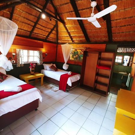 Pumusa Bushcamp フルフルウェ エクステリア 写真