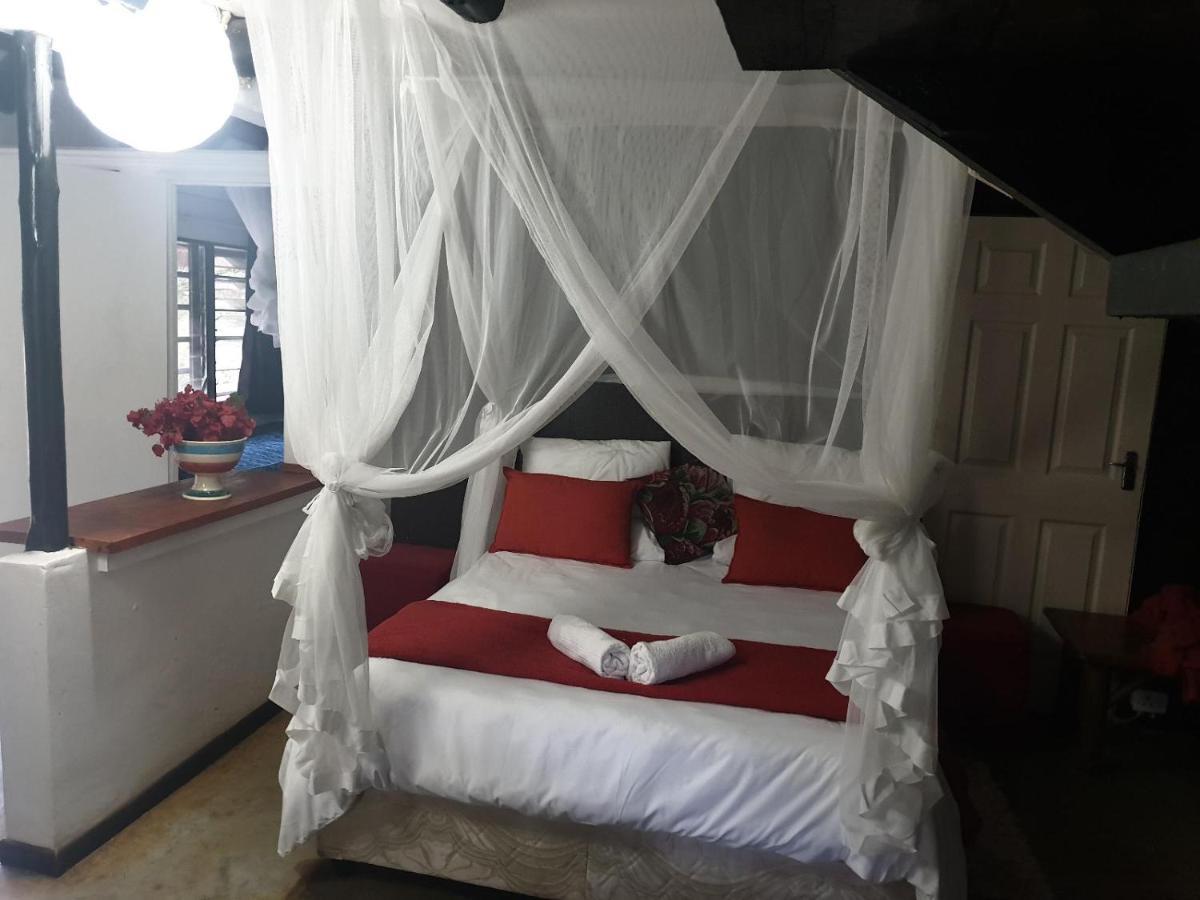 Pumusa Bushcamp フルフルウェ エクステリア 写真